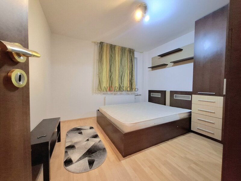 Fabrica de Gheata 2 Camere  50mp  panoramica lac  complet utilat