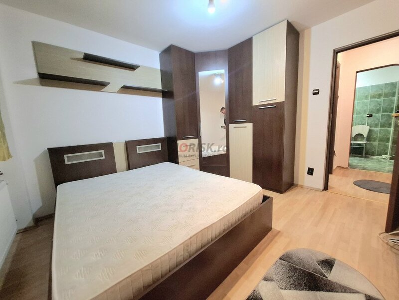 Fabrica de Gheata 2 Camere  50mp  panoramica lac  complet utilat