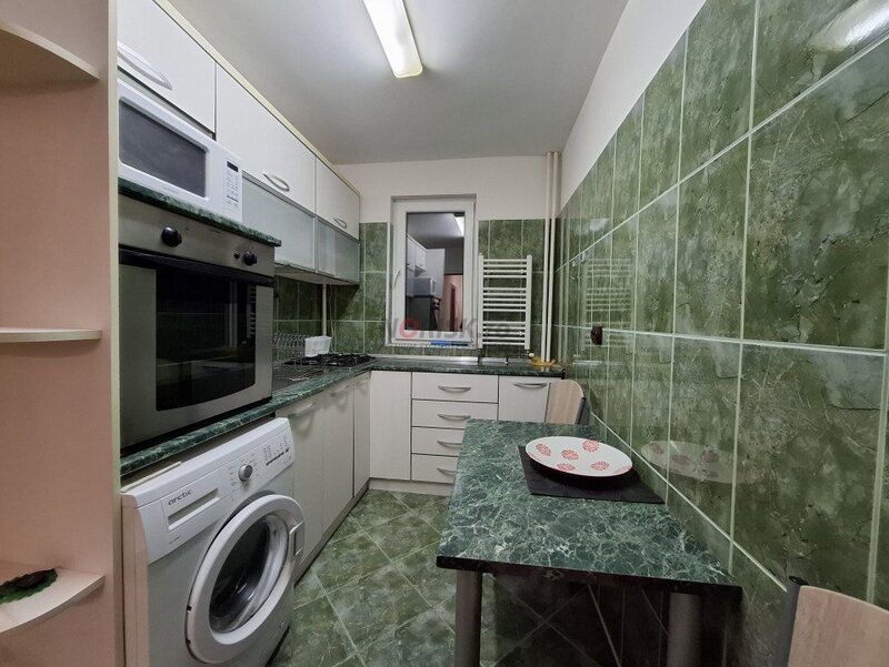 Fabrica de Gheata 2 Camere  50mp  panoramica lac  complet utilat